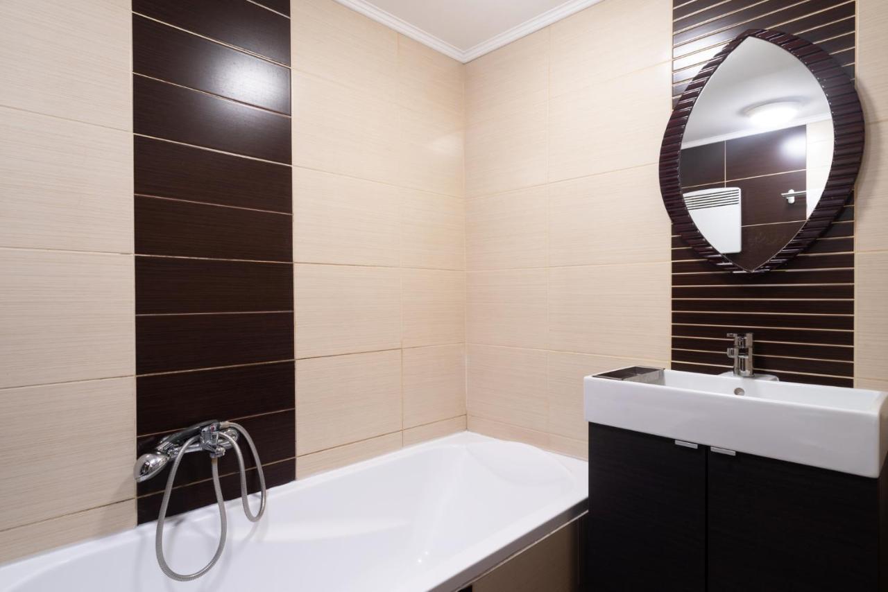 Kiraly Central Apartment With Free Parking And Ac Boedapest Buitenkant foto